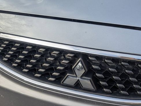 Used 2017 Mitsubishi Mirage ES image 10