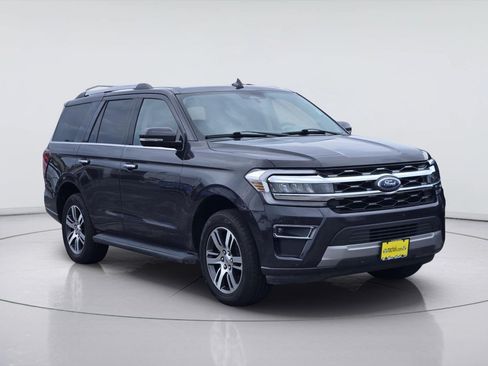 Used 2024 Ford Expedition Limited AWD/4WD image 2