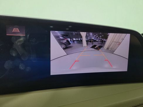Certified 2024 Cadillac XT4 Luxury w/ Cold Weather Package FWD image 28