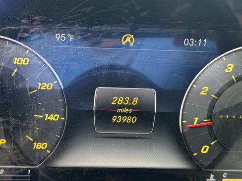 Used 2020 Mercedes-Benz E 350 Sedan w/ Parking Assistance Package image 27