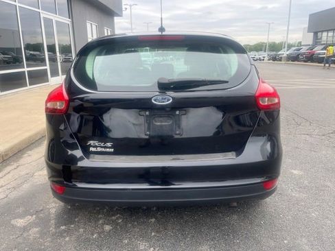 Used 2017 Ford Focus SE FWD image 12