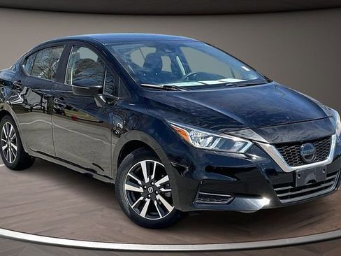 Certified 2021 Nissan Versa SV image 10