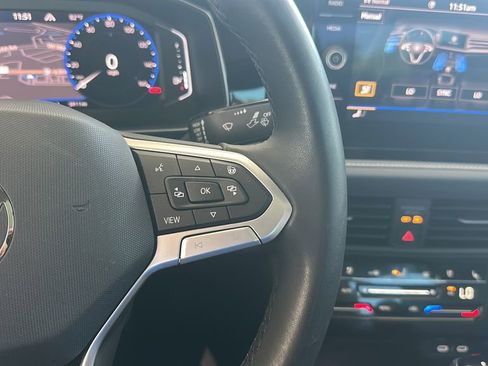 Used 2025 Volkswagen Jetta SEL image 23