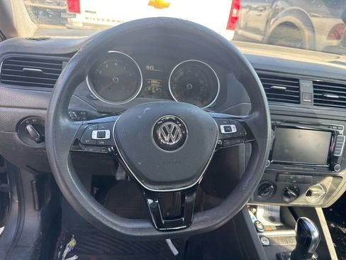 Used 2015 Volkswagen Jetta S w/ Welcome Package image 9