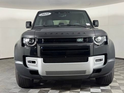 Used 2025 Land Rover Defender 110 S AWD/4WD image 11