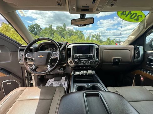 Used 2014 Chevrolet Silverado 1500 LTZ w/ LTZ Plus Package AWD/4WD image 19