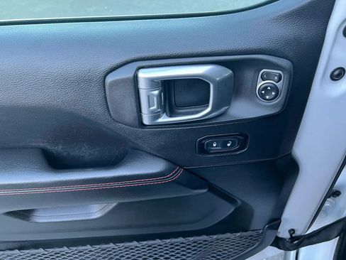 Used 2020 Jeep Wrangler Unlimited Rubicon AWD/4WD image 13