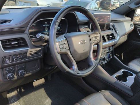 Used 2023 Chevrolet Suburban RST w/ Luxury Package image 2