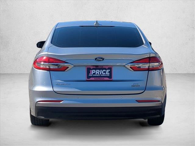 Used 2020 Ford Fusion SE FWD image 7