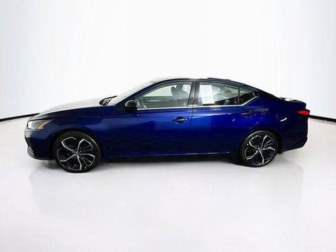 Used 2023 Nissan Altima 2.5 SR image 8
