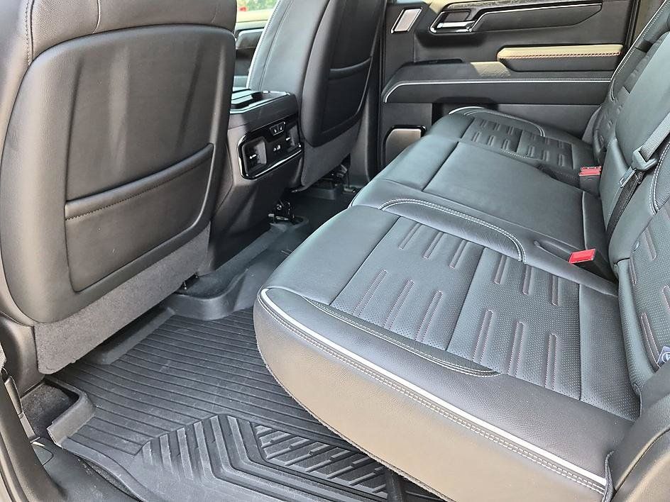 Used 2024 GMC Sierra 1500 AT4X w/ AT4X AEV Edition AWD/4WD image 30