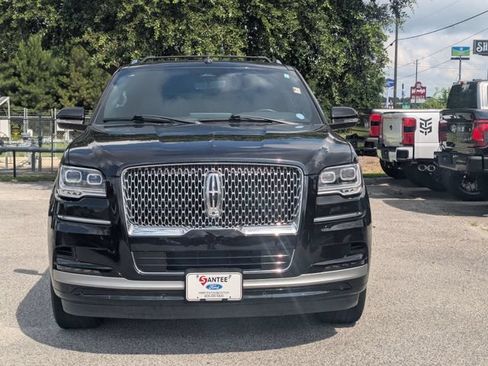 Used 2024 Lincoln Navigator L 4WD image 8