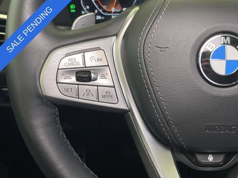 Used 2022 BMW X7 xDrive40i w/ Premium Package AWD/4WD image 35