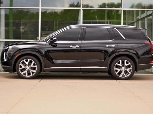 Used 2022 Hyundai Palisade SEL w/ 8P Bench Seat Package image 4