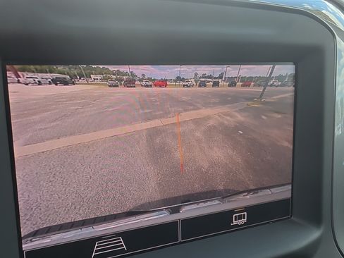 Used 2025 GMC Sierra 2500 Pro w/ 1SA Pro Safety Plus Package AWD/4WD image 18