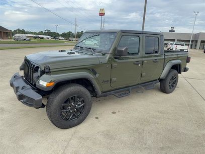 Used 2022 Jeep Gladiator Sport