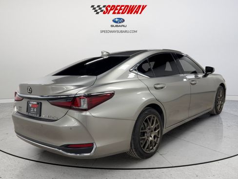 Used 2021 Lexus ES 250 w/ Premium Package image 9