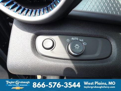New 2026 Chevrolet Trax LS w/ LS Convenience Package FWD image 20