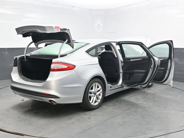 Used 2015 Ford Fusion SE FWD image 47