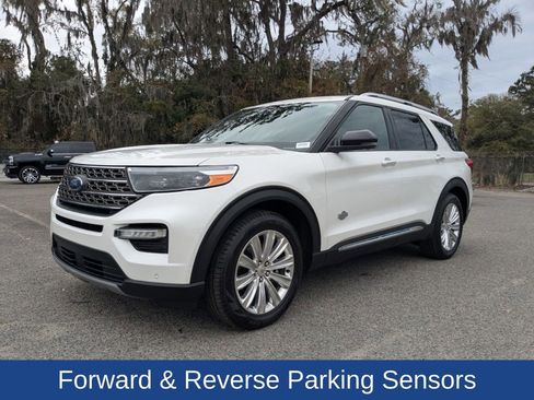 Certified 2022 Ford Explorer King Ranch w/ Premium Technology Package image 9