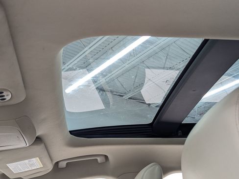 Used 2019 Lincoln MKC Reserve w/ MKC Climate Package image 12