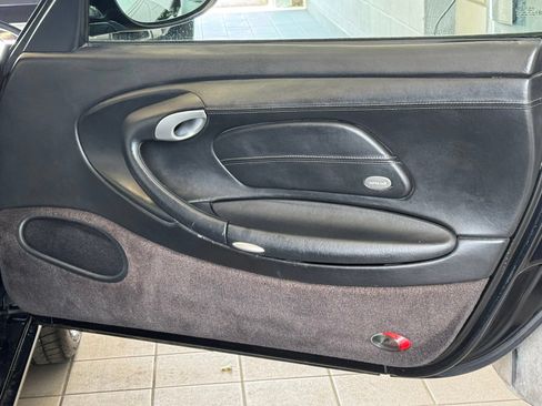 Used 2000 Porsche 911 Carrera RWD image 37