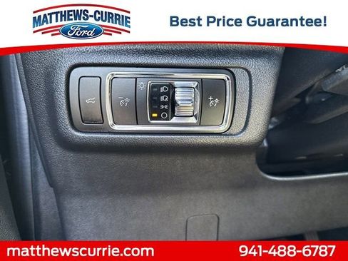 Used 2023 Lincoln Corsair FWD image 25