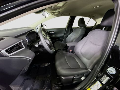 Used 2021 Toyota Corolla LE FWD image 21