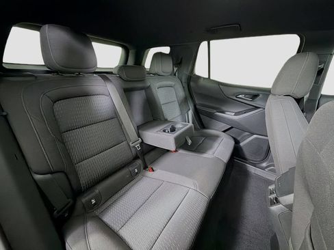 Used 2025 Chevrolet Equinox LT FWD image 32