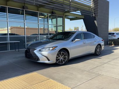 Used 2023 Lexus ES 350 Luxury w/ Accessory Package (Z2)