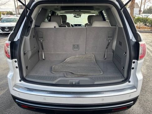 Used 2017 GMC Acadia Limited SLT image 25