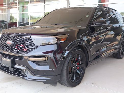Used 2023 Ford Explorer ST w/ Equipment Group 401A AWD/4WD image 3