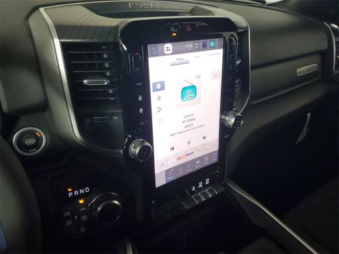 New 2026 RAM 1500 4x4 Crew Cab image 16