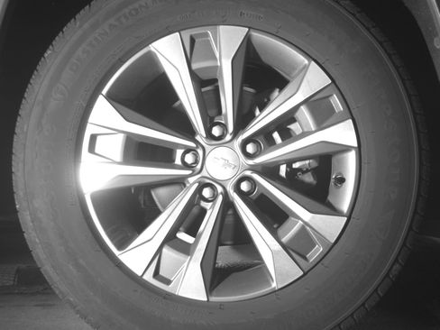 Used 2025 Chevrolet Equinox LT image 13