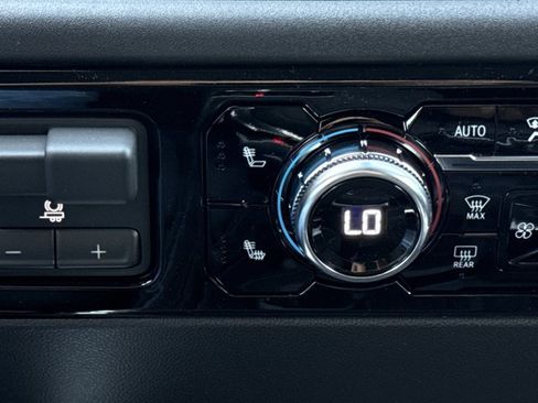 New 2026 GMC Sierra 1500 Elevation AWD/4WD image 19