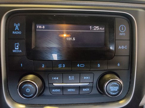 Used 2018 RAM 1500 Tradesman RWD image 25