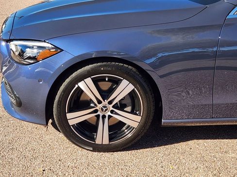 Used 2025 Mercedes-Benz C 300 4MATIC Sedan image 9