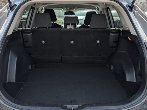 Certified 2021 Toyota RAV4 LE image 19