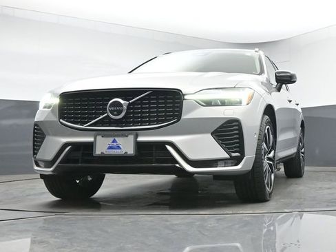 Used 2023 Volvo XC60 B5 Plus w/ Climate Package AWD/4WD image 38