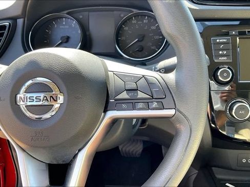Used 2022 Nissan Rogue Sport S FWD image 12