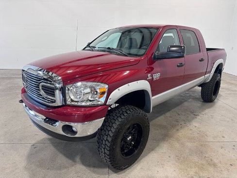Used 2007 Dodge Ram 2500 Truck SLT w/ Protection Group AWD/4WD image 2