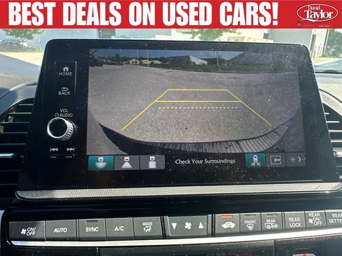 Used 2025 Honda Odyssey Touring image 14