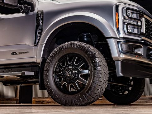 Used 2023 Ford F450 Lariat w/ Camper Package image 16