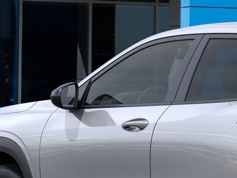 New 2026 Chevrolet Trax RS FWD image 12