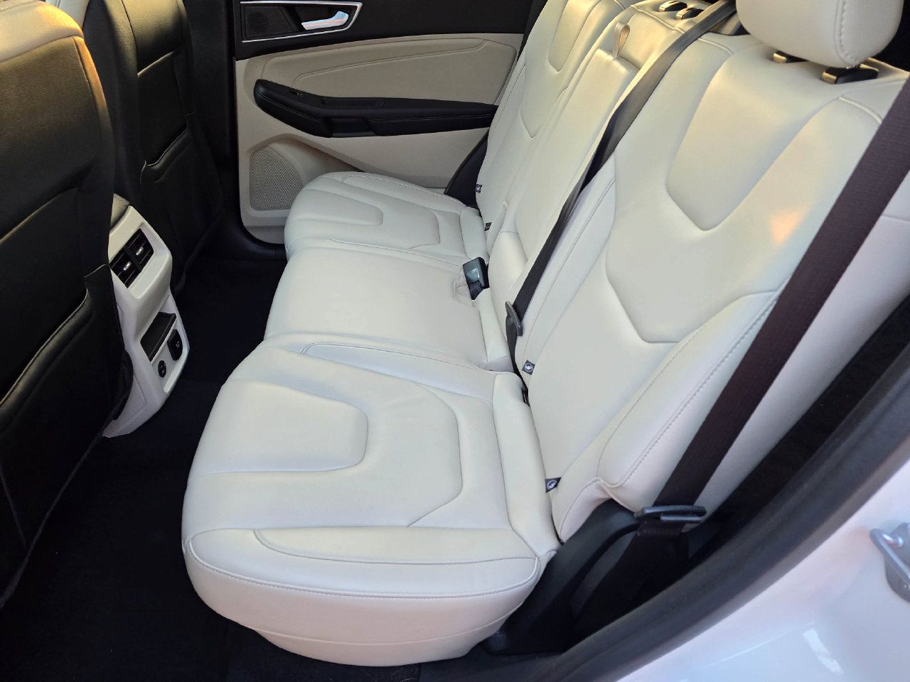 Used 2022 Ford Edge Titanium w/ Cargo Accessory Package AWD/4WD image 24