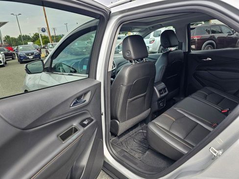 Used 2022 Chevrolet Equinox Premier image 19