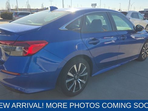 Used 2023 Honda Civic EX image 5