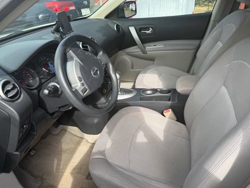 Used 2011 Nissan Rogue SV image 26