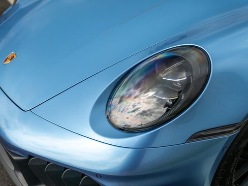 Certified 2025 Porsche 911 Carrera 4 GTS AWD/4WD image 29