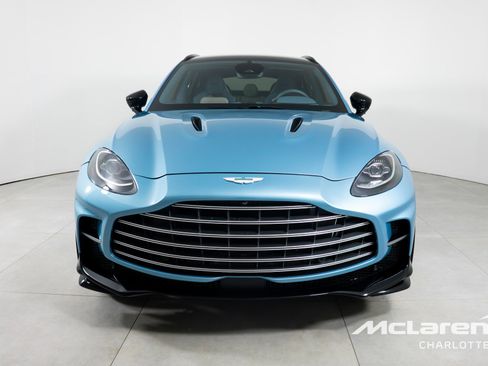 Used 2025 Aston Martin DBX 707 AWD/4WD image 4